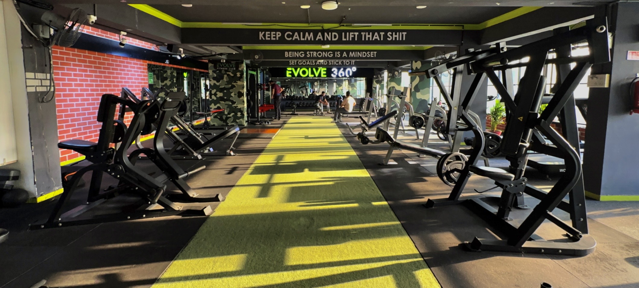 Strength machine zone